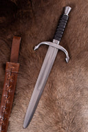 Renaissance Main Gauche, halb scharf