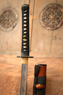 Red wood iaito wakizashi, blunt (battle-ready)