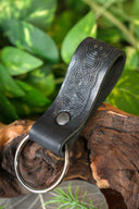 Celtic leather holder with ring, black