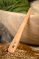 Drewniana igła do nålebindingu