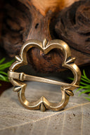 Broche gótico del siglo XIV, bronce