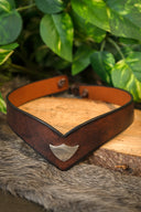 Corona Finwe, in pelle, marrone