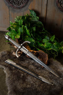 Pugnale rinascimentale di Monaco, semi-affilato