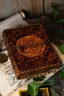 Leren boek Keltische spiralen