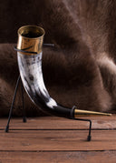 Dekorerat dryckeshorn med ställ, 200–300 ml