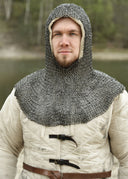 Maliën coif met vierkante hals, platte ringen - ronde klinknagels, 8 mm