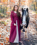 Średniowieczna suknia Larina, czerwono-naturalna