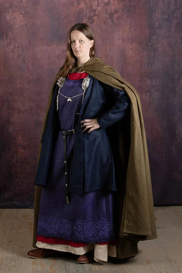 Luxe VIking vrouw kleding
