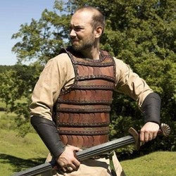 Leren pantser voor LARP en reenactment