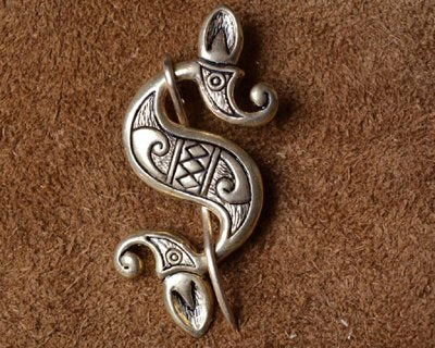 celtic-roman-sea-horse-fibula