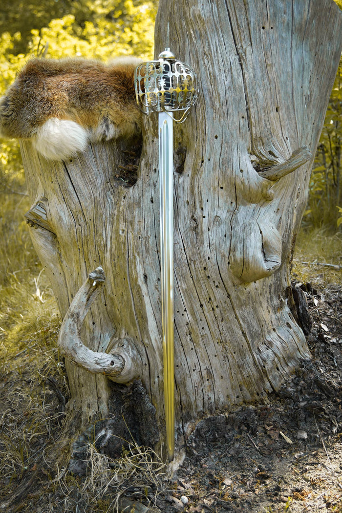 Deepeeka Eglinton 'Pinch of Snuff' Scottish Highland Officer's Broadsword, 18e eeuw, semi-scherp