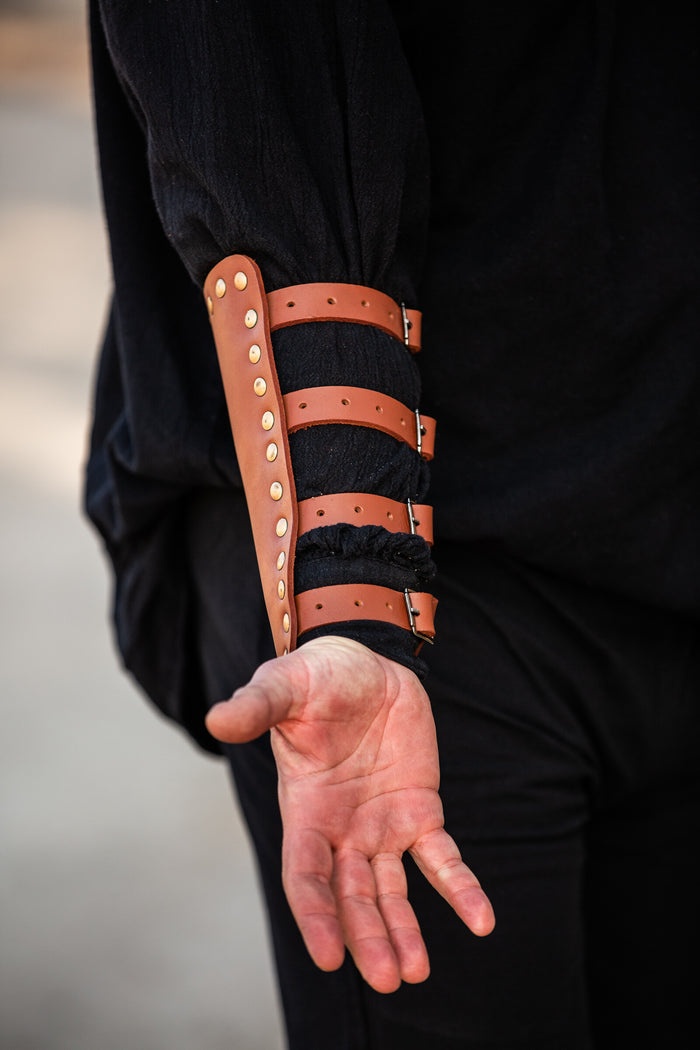 Marius läderbracers, underarmsskydd, bruna