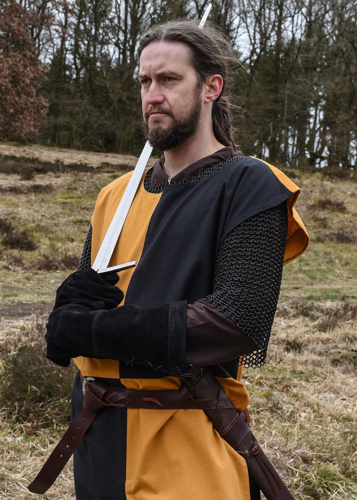 Middeleeuws overkleed Rodrick, oranje-zwart
