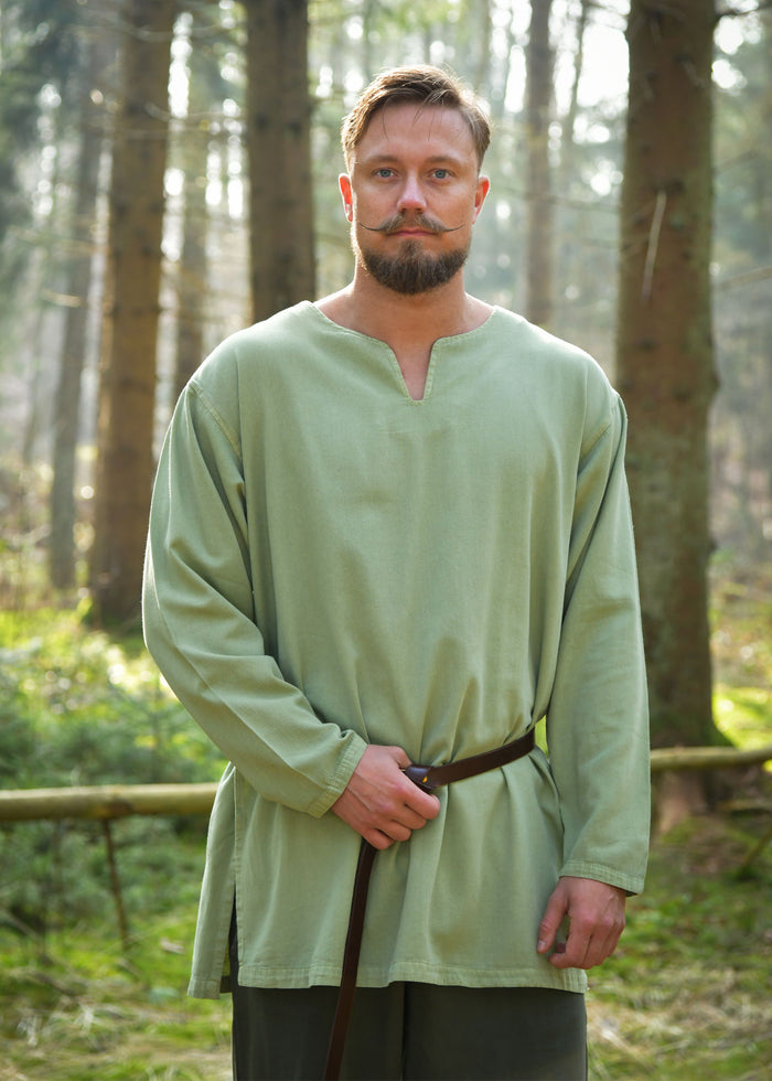 Tuniek Varnis, gewassen groen