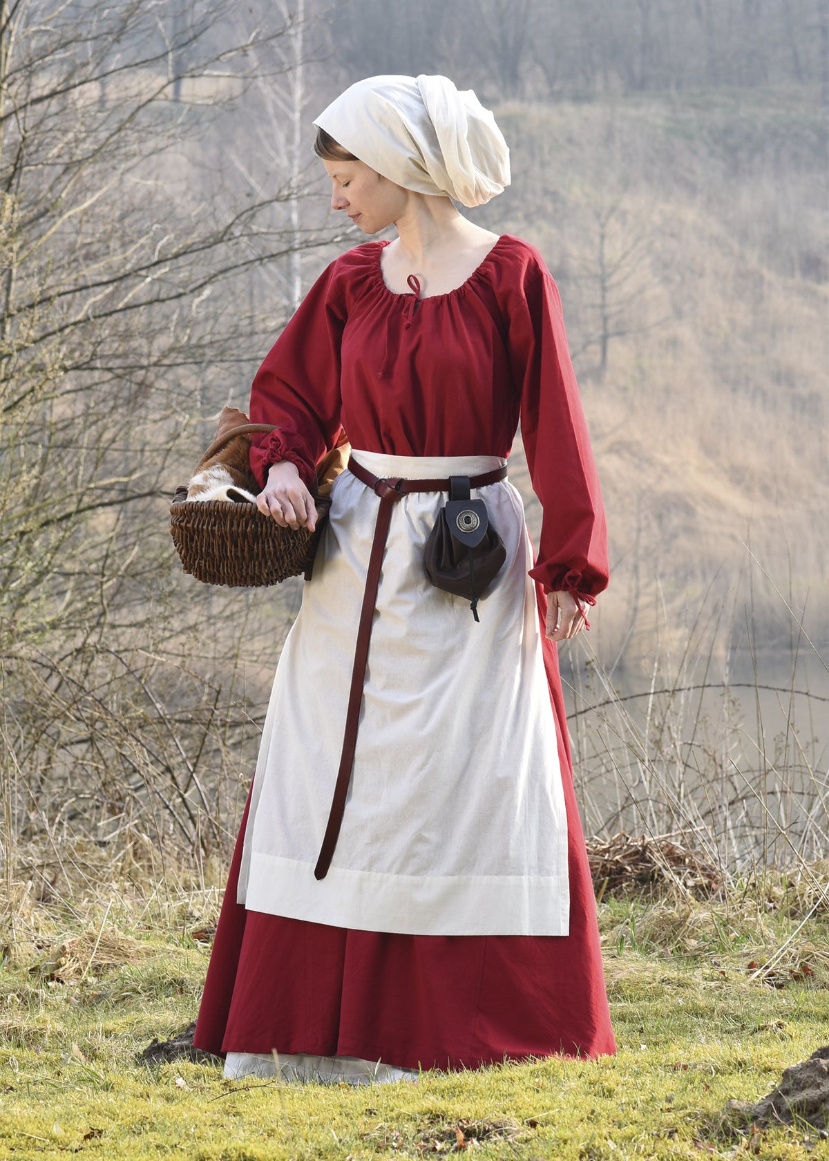 Chemise medievală Matilda, rochie de dedesubt, roșu