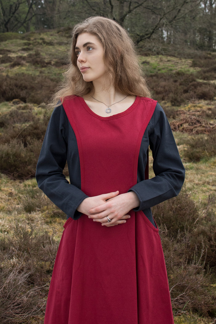 Mittelalterliche Surcot Isabeau, rot