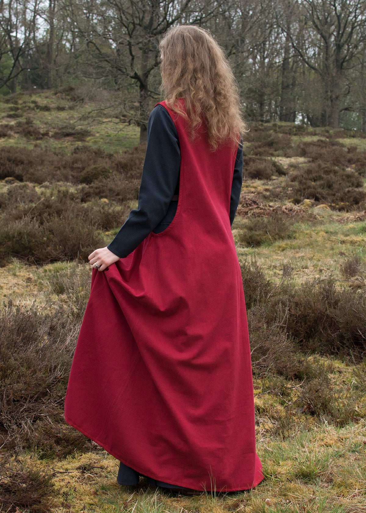 Middelalderlig surcot Isabeau, rød