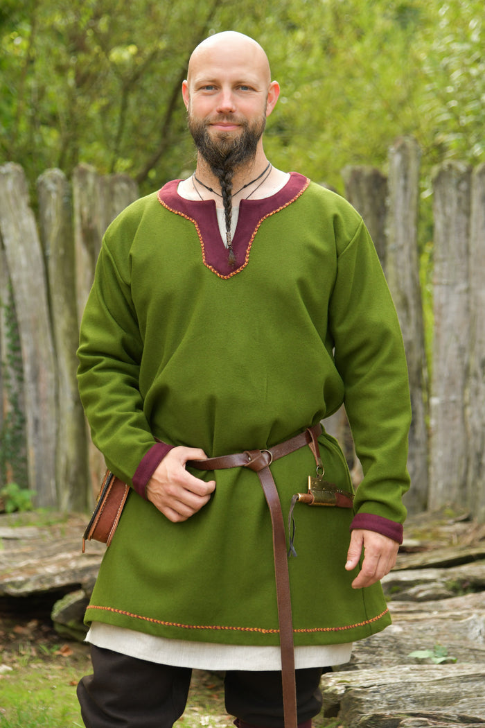 Vikingtuniek Folkmar, wol, groen-rood