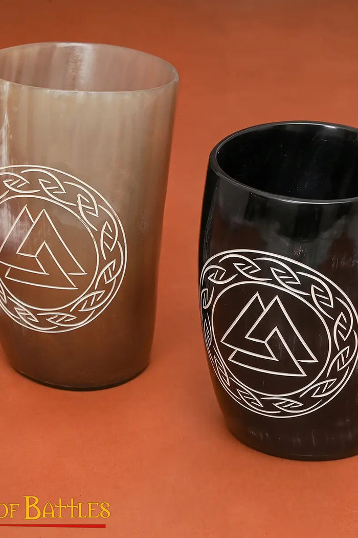 Vikinghoorn bekerset met Valknut-gravure, set van 2