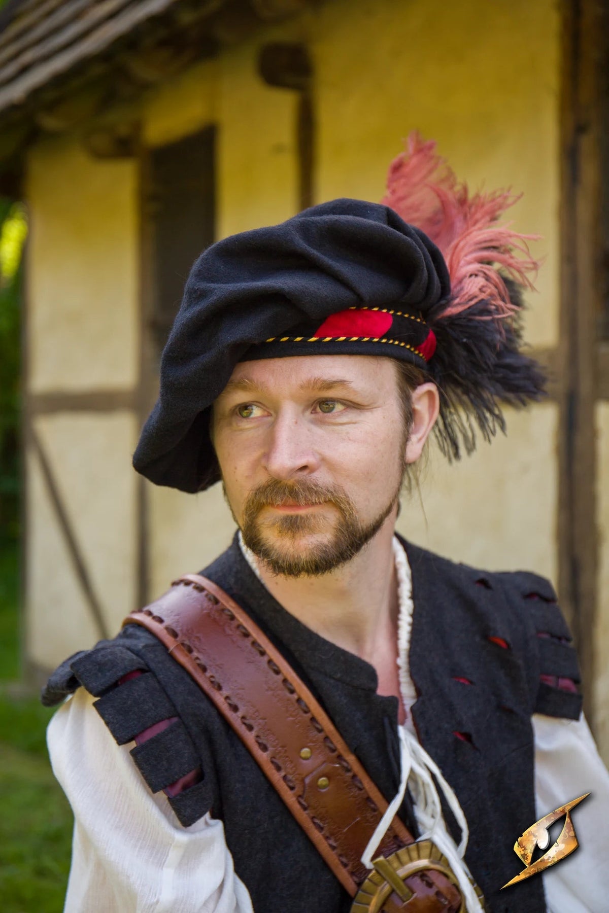 Renessanse beret, ullblanding, sort-rød