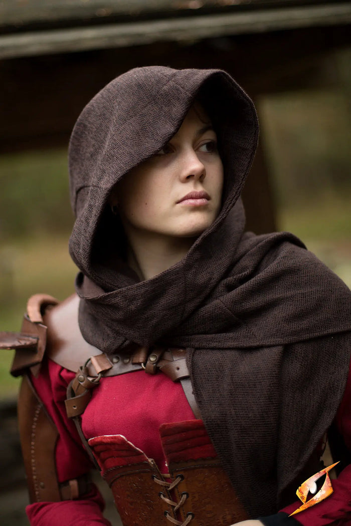 Kapuce Assassins Creed, brūna
