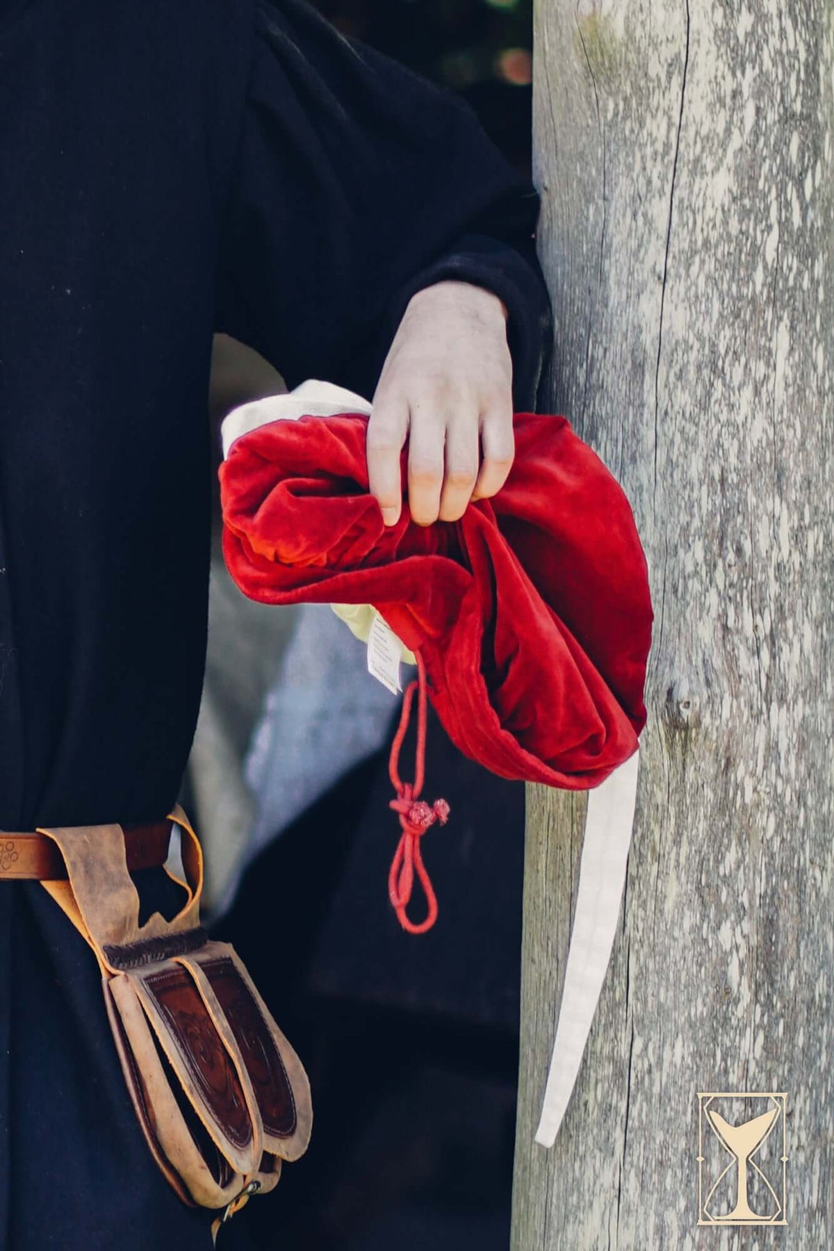Beret Francisco, velvet, red