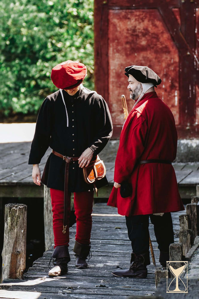 Beretė Franciskas, aksomas, juodas