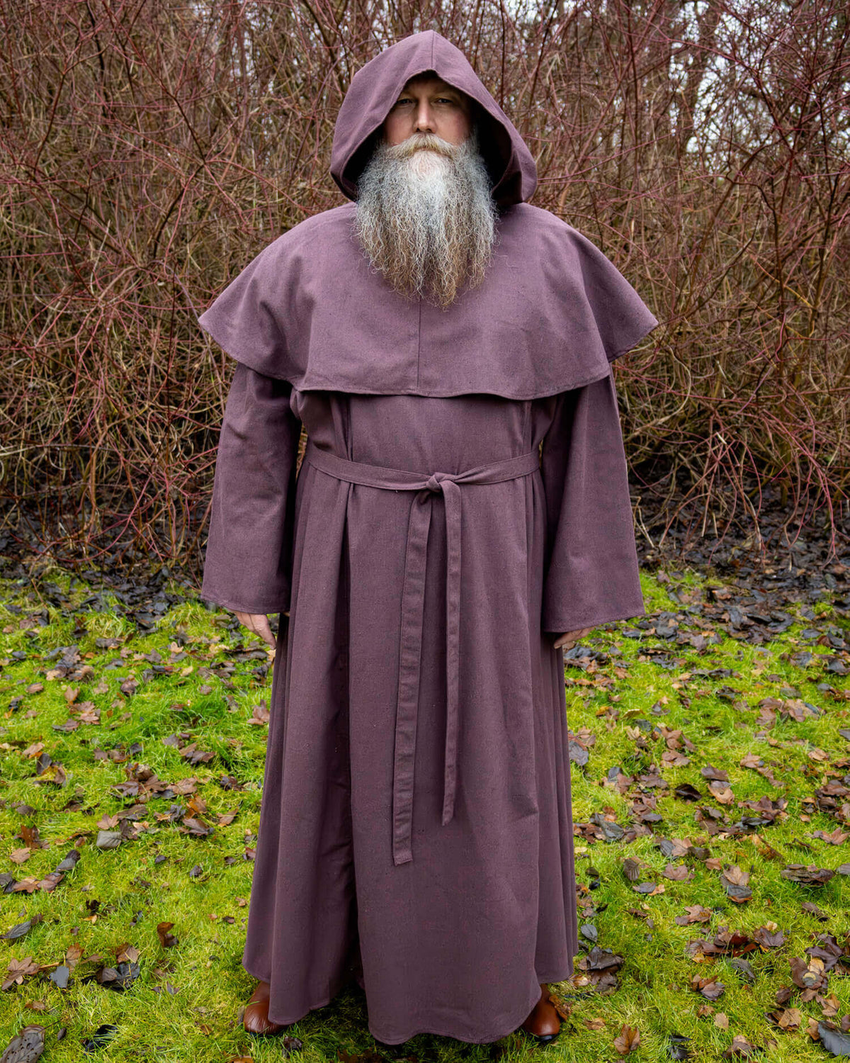 Adsonov redovnički habit, smeđa