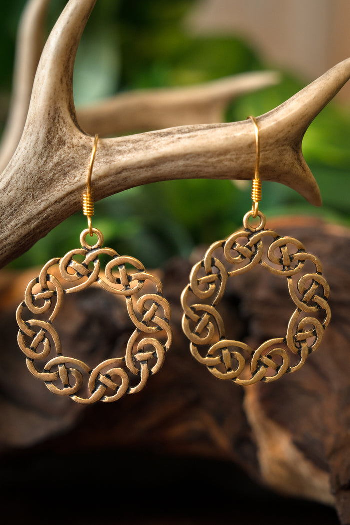 Örhängen keltisk krans, brons