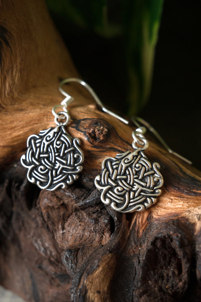 Orecchini con nodo vichingo, bronzo argentato