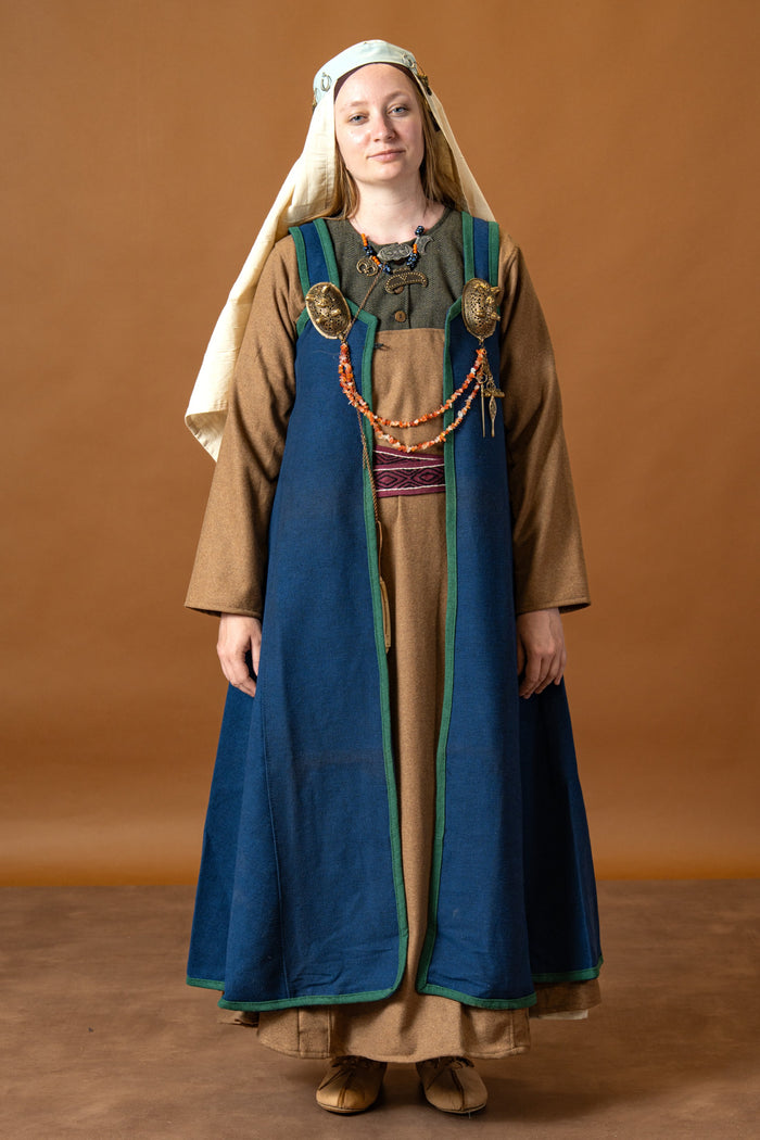 Rusvik vikingaklänning Katarzyna, blå grön