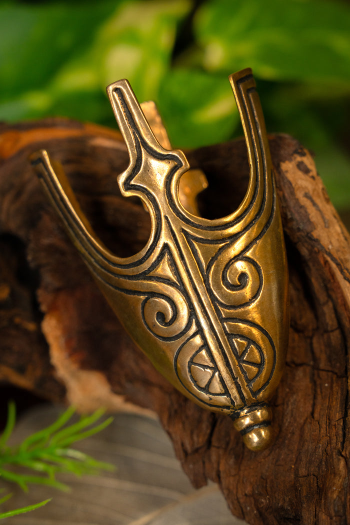 Pointe pour fourreau Épée Viking, Varbola