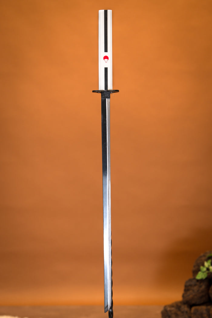 Naruto Sasuke Katana, poloostré