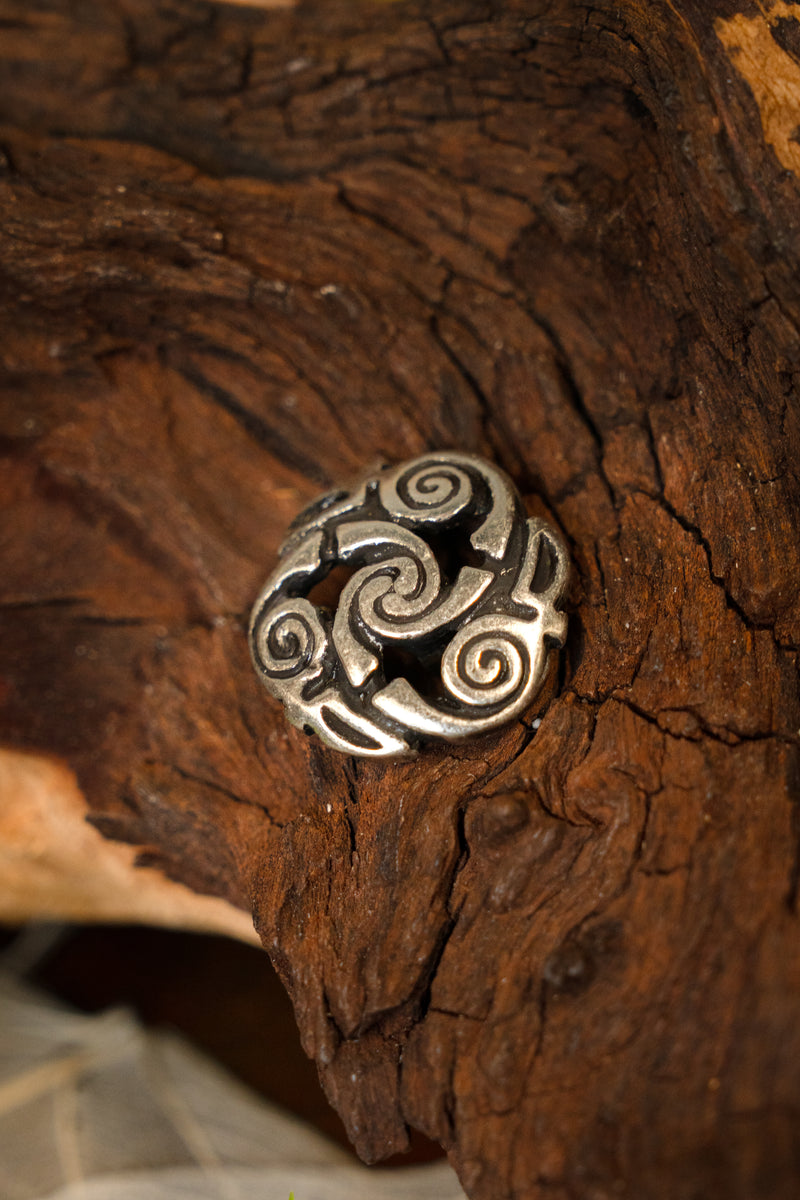 Celtic spiral buttons, set of 5 pieces, silvered