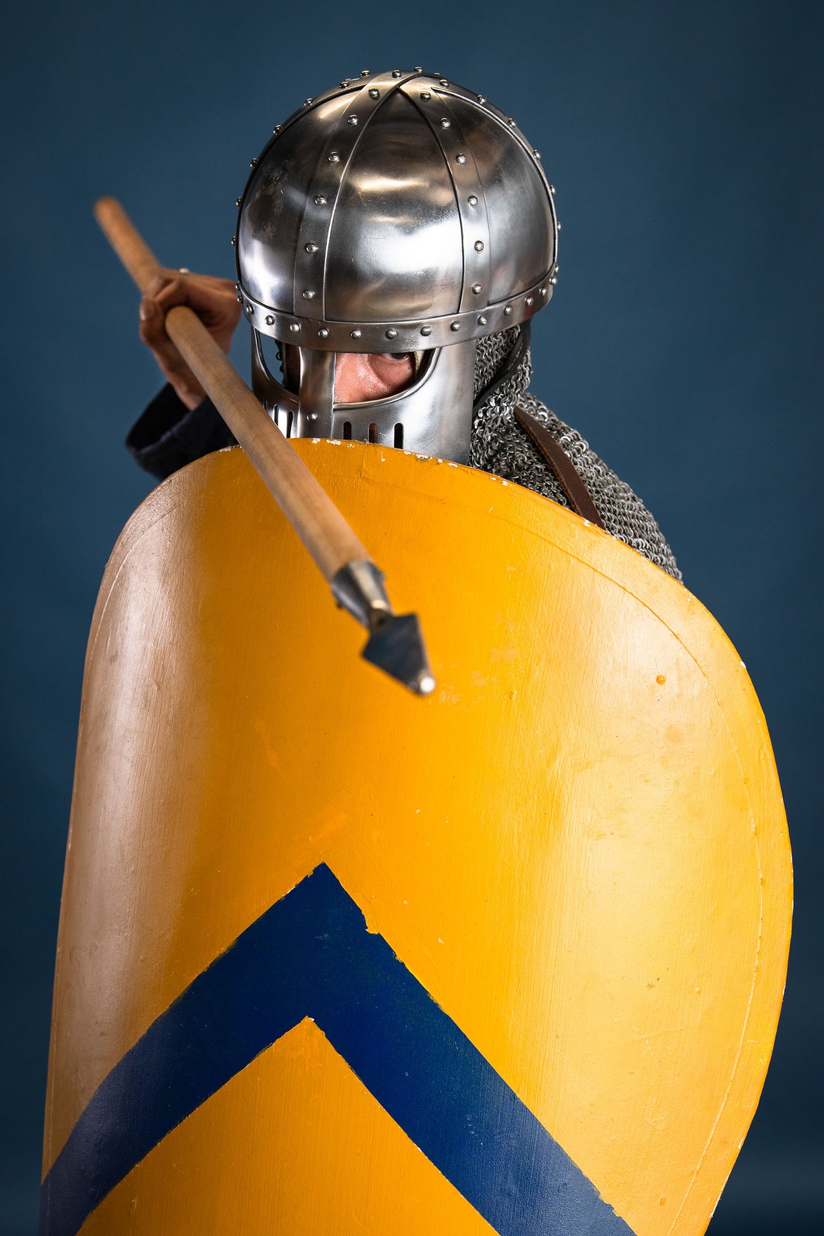 Escudo normando tipo cometa, sin pintar