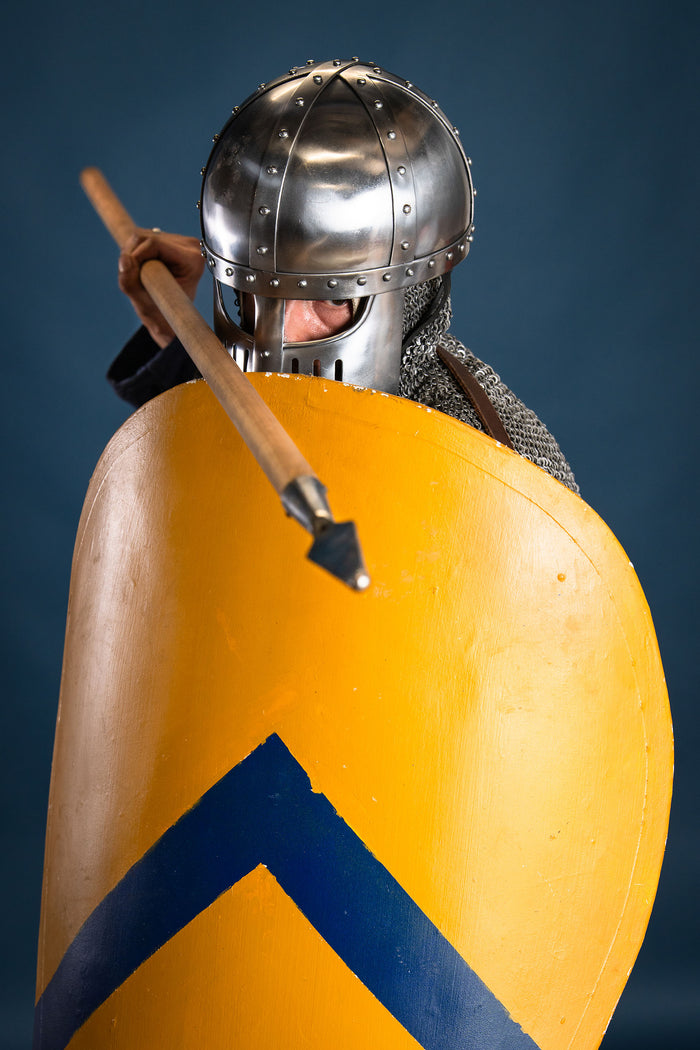 Escudo normando tipo cometa, sin pintar