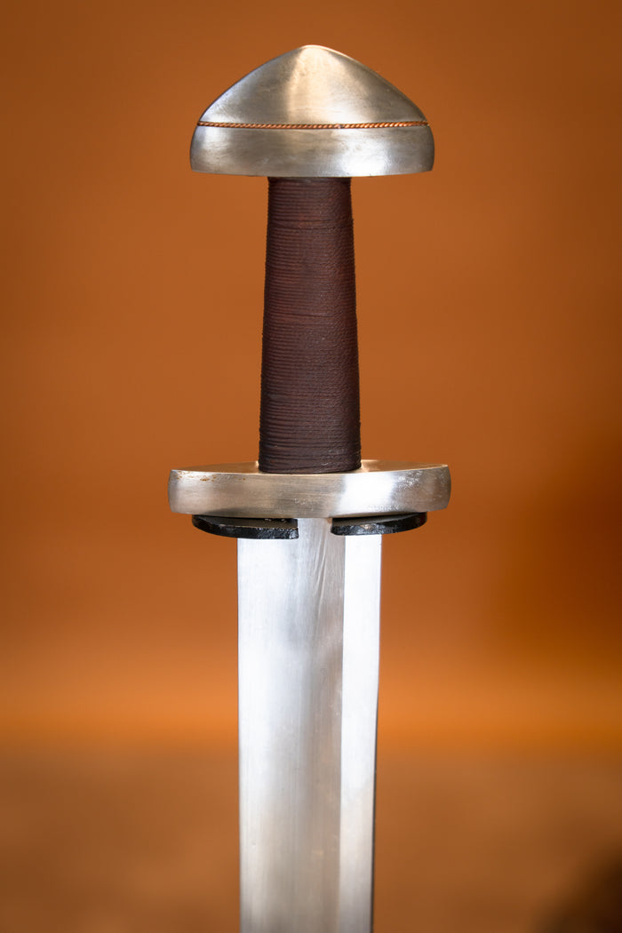 Épée Viking type H, à simple tranchant lame, semi-tranchant