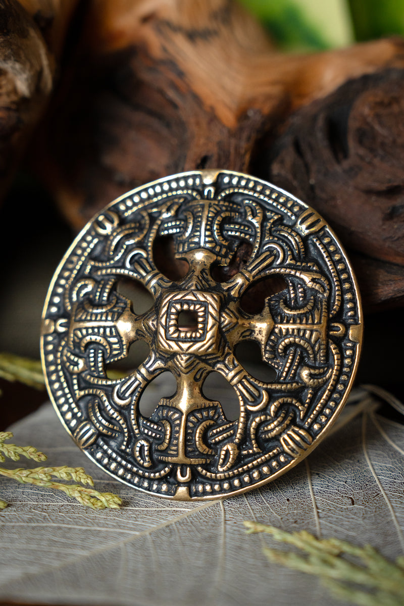 Wikinger Scheibenfibel im Borrestil, Bronze