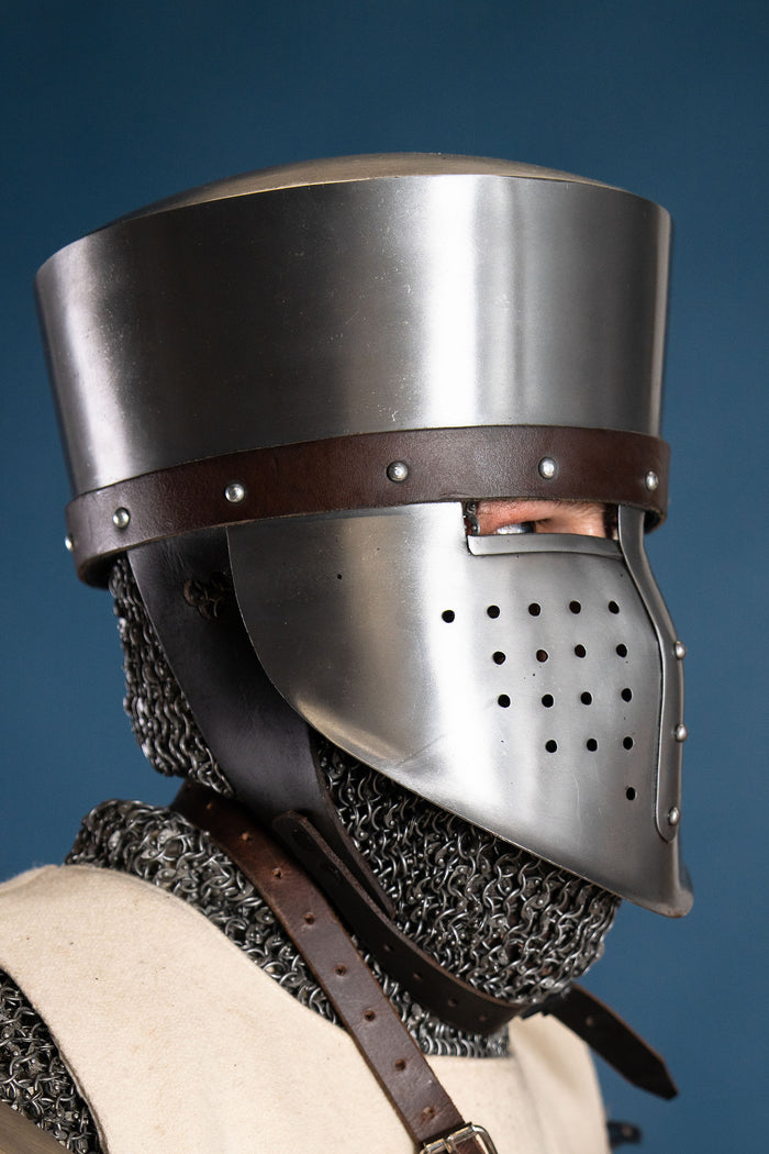 Medieval knight helmet Laurin, 1.3 mm