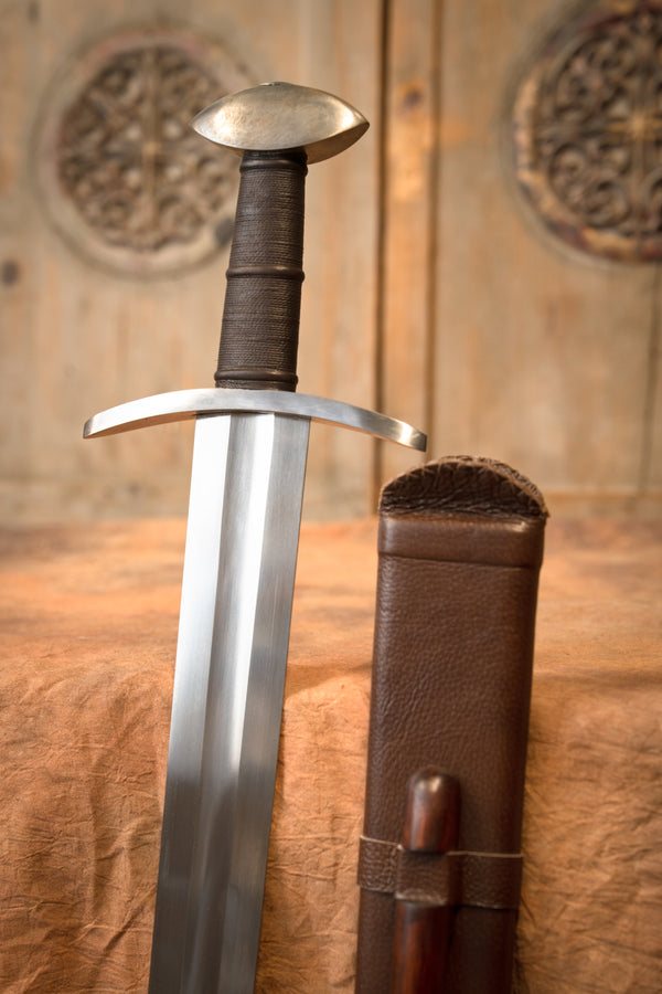 Espada viking tipo X, semi-afiada