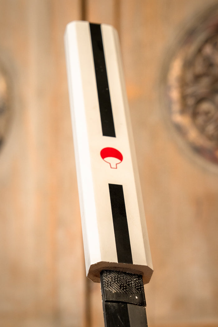 Naruto Sasuke Katana, poloostré