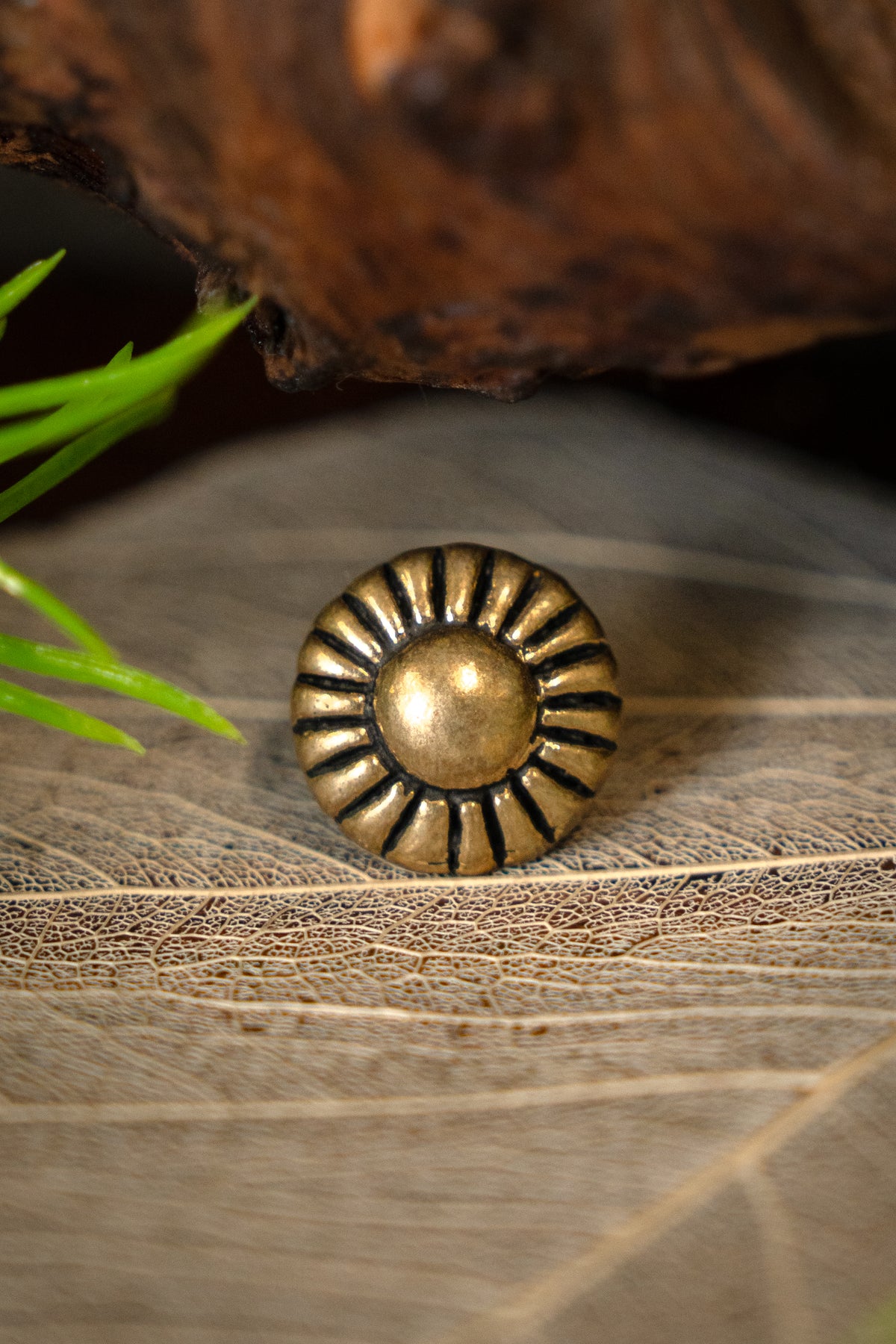 Bronze buttons 1450-1600, set of 5 pieces