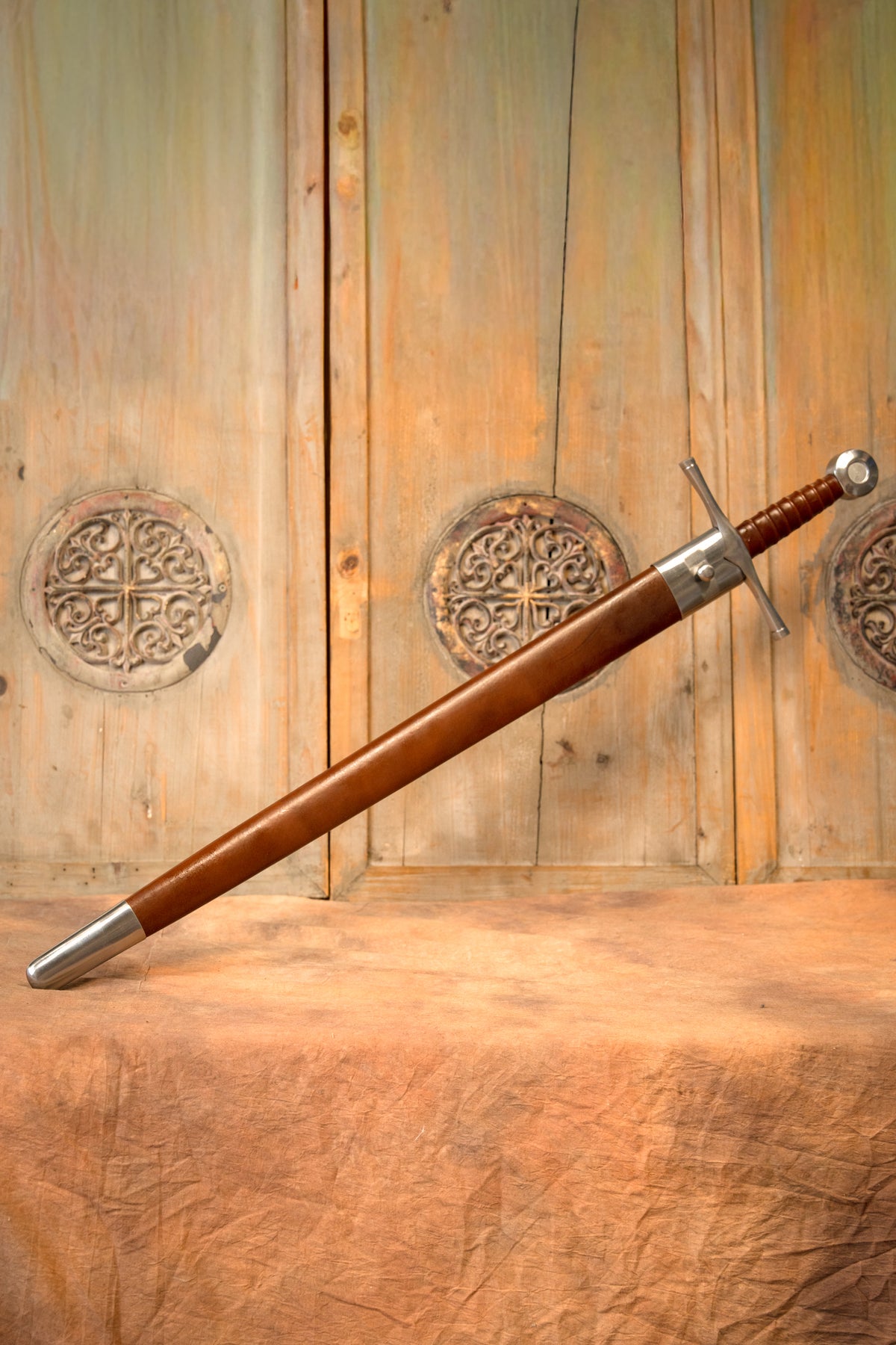 Medeltida svärd Eloy, slött, stridsredo