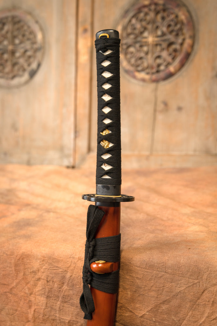 Red wood iaito wakizashi, blunt (battle-ready)