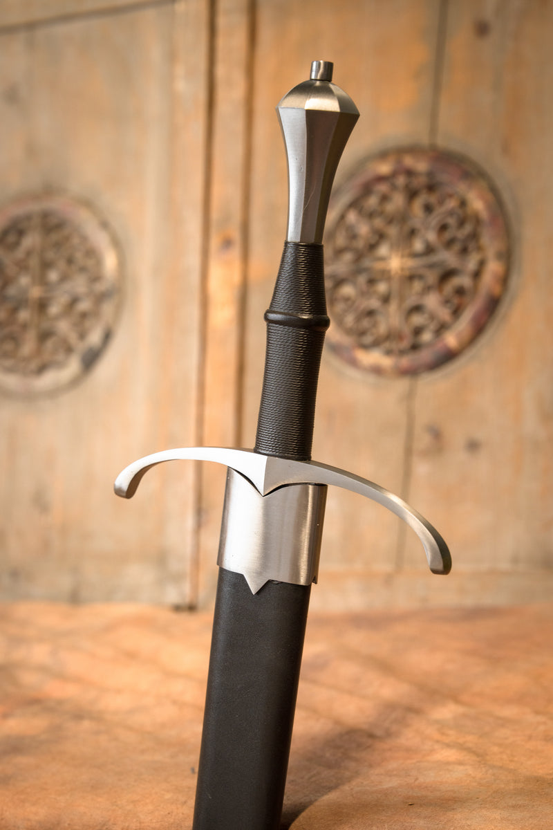 Miecz bastardowy Towton, półostry