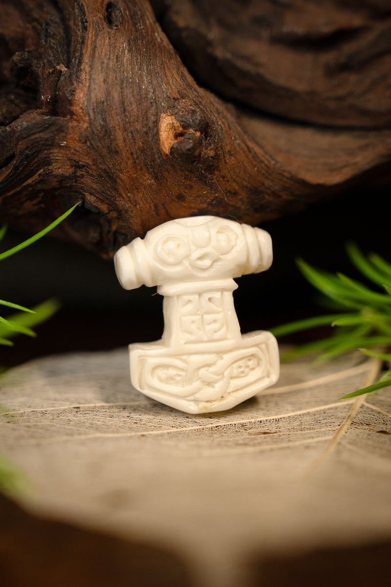 Martillo de Thor de Ödeshög, hueso