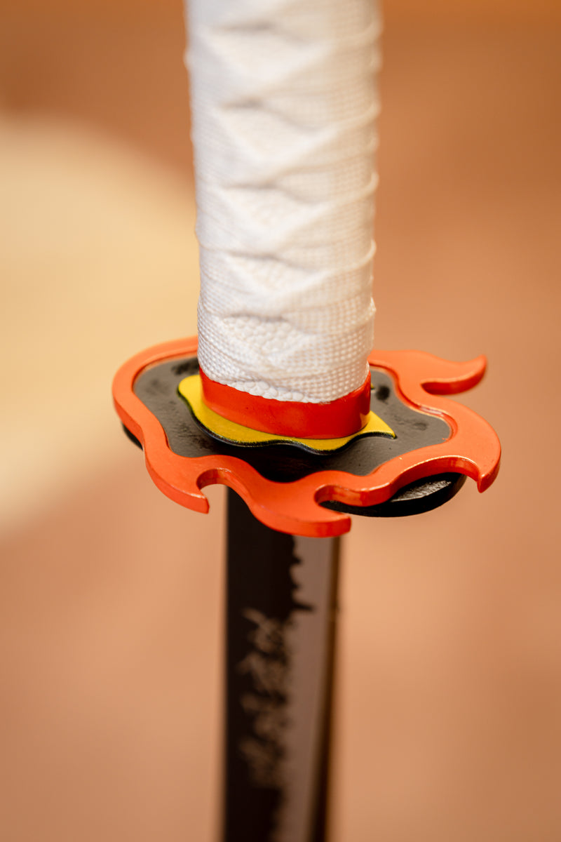 Demon Slayer Katana “Kyojuro”, halvsleben