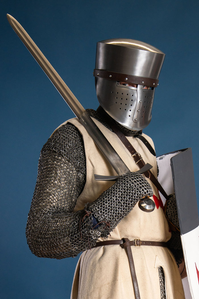 Middeleeuws zwaard Oakeshott type X, semi-scherp