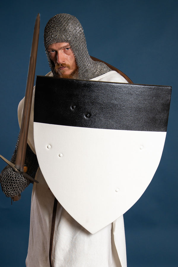 Štít templářského rytíře