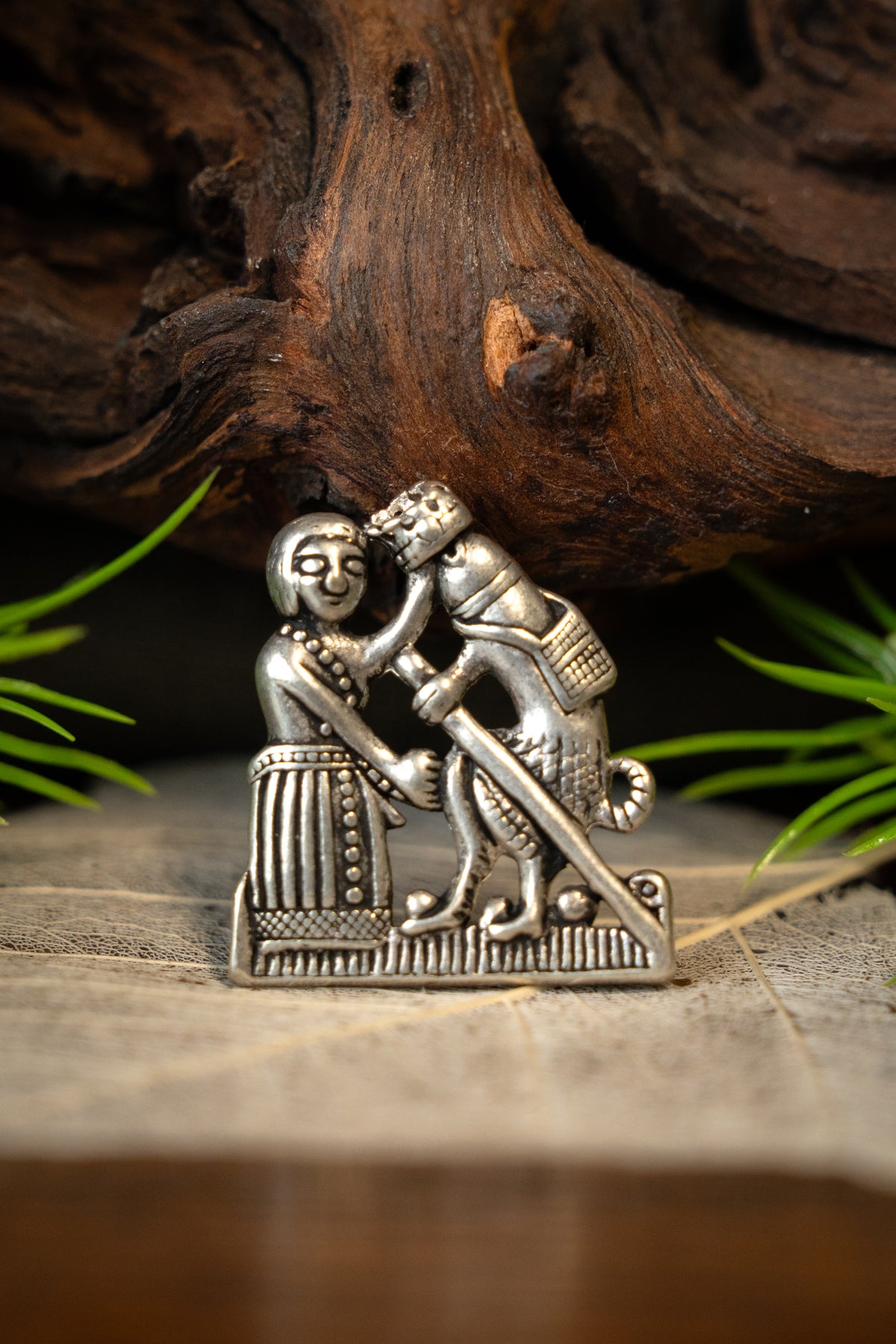 Pilgrimsbadge fallos-kroning, forsølvet bronze